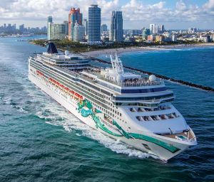 Norwegian Jade (Аляска)